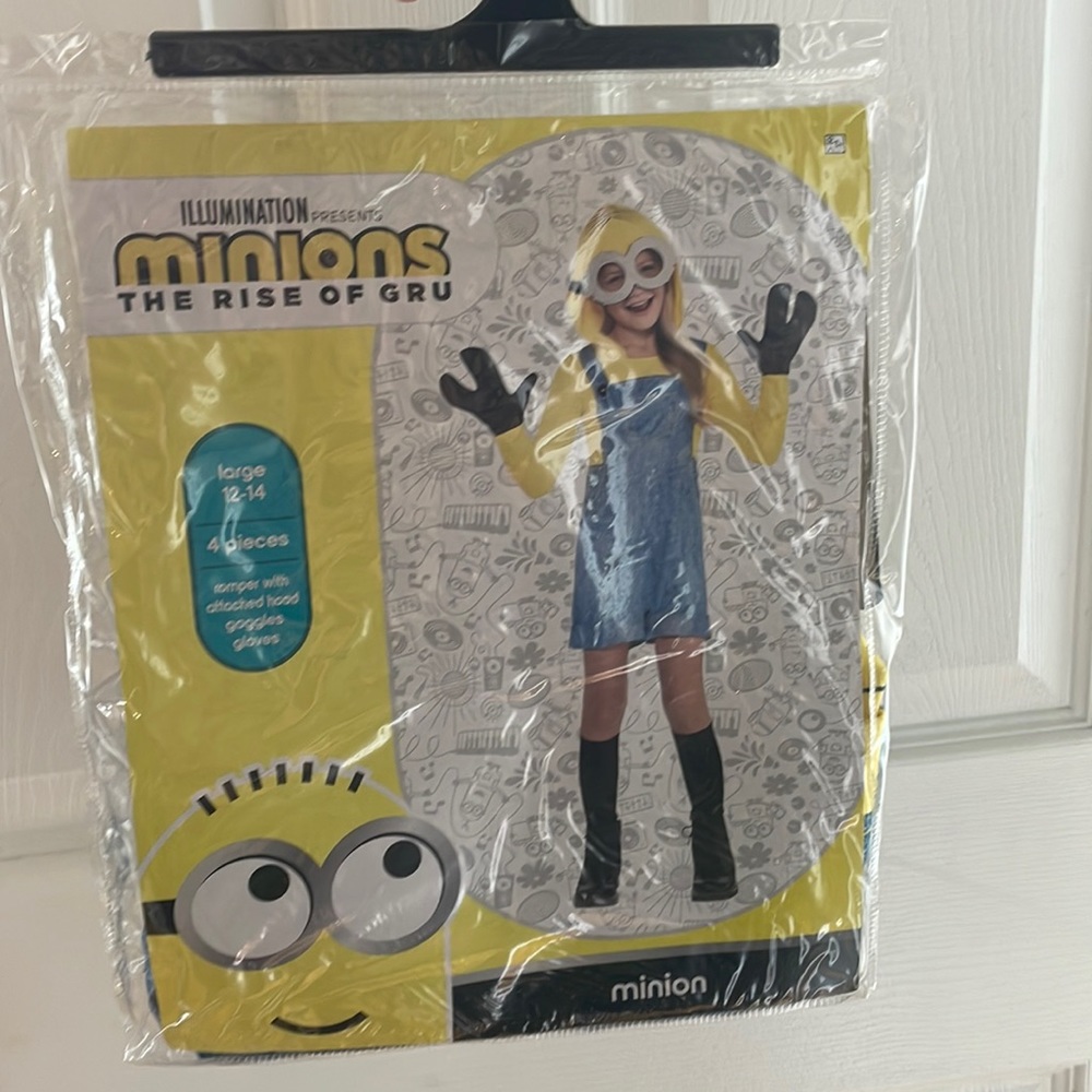 Minion girl costume